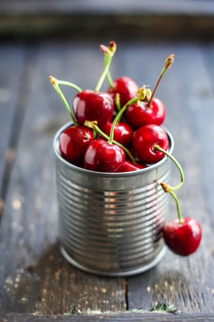 Cerezas frutos rojos