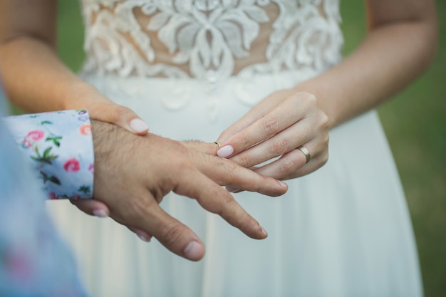 Cerimônia de casamento no jardim