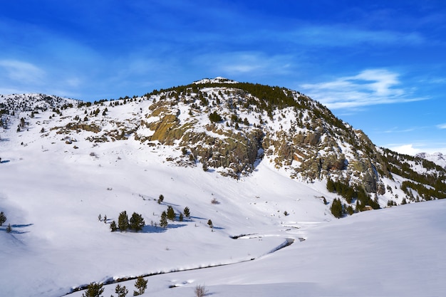 Cerler céu área nos Pirenéus de Huesca Espanha