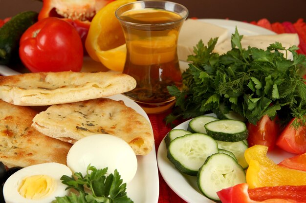 Cerrar el desayuno turco tradicional