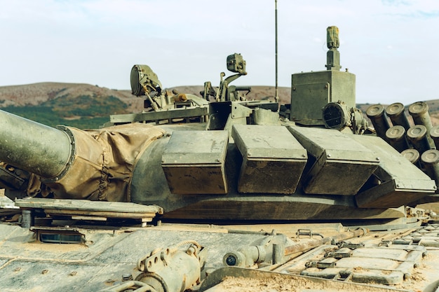 Cerrar foto de un tanque ruso en tankodrome