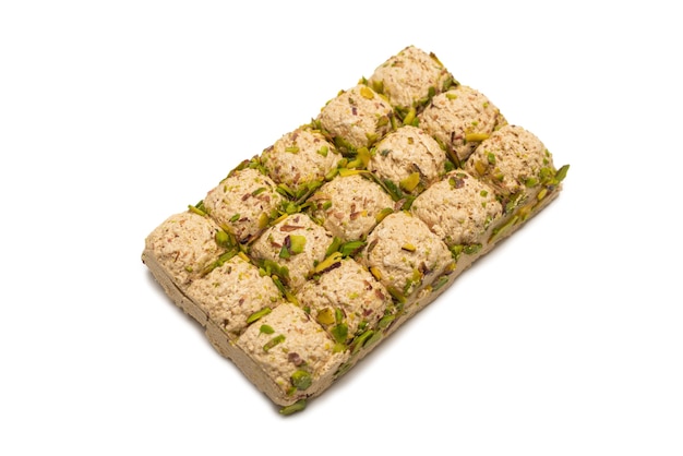 Cerrar halva con pistachos