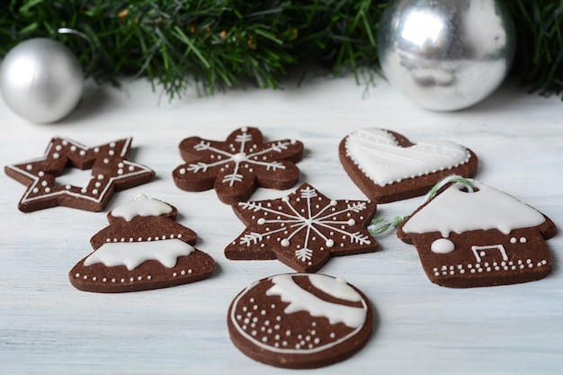 Cerrar vista de coloridas galletas de Navidad