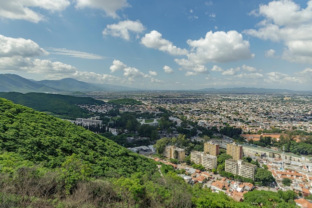 Foto cerro san bernardo en la ciudad de salta en argentina