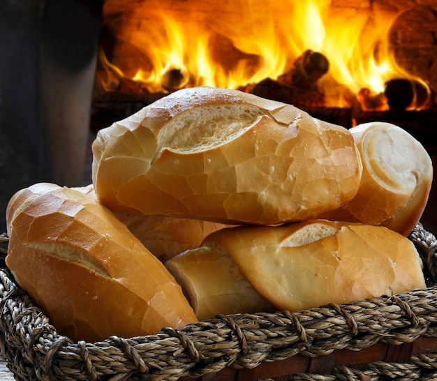 Cesta de "pan francés", pan tradicional brasileño