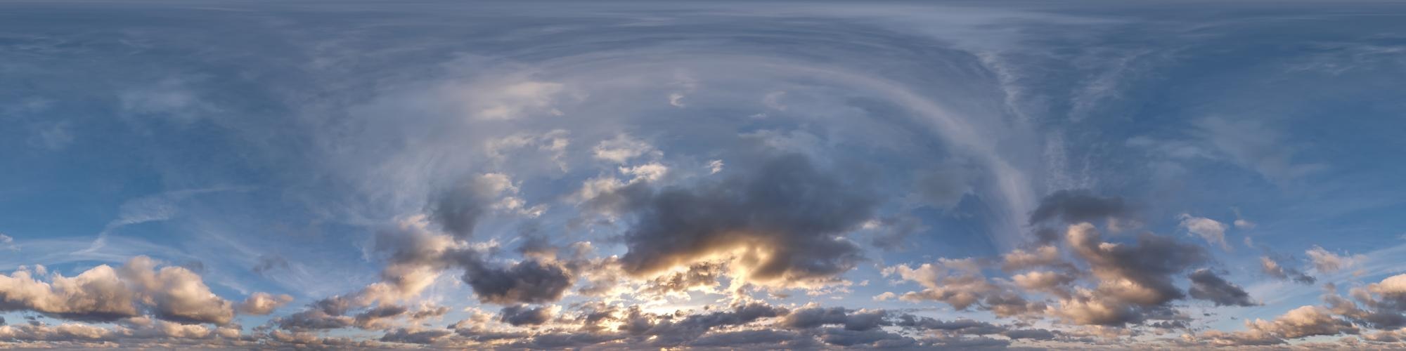 Céu do pôr do sol com nuvens noturnas como visão panorâmica hdri