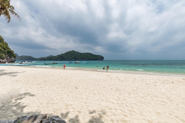 céu e marparaíso tropicalAngthong National Marine Park Koh Samui Suratthani Tailândia