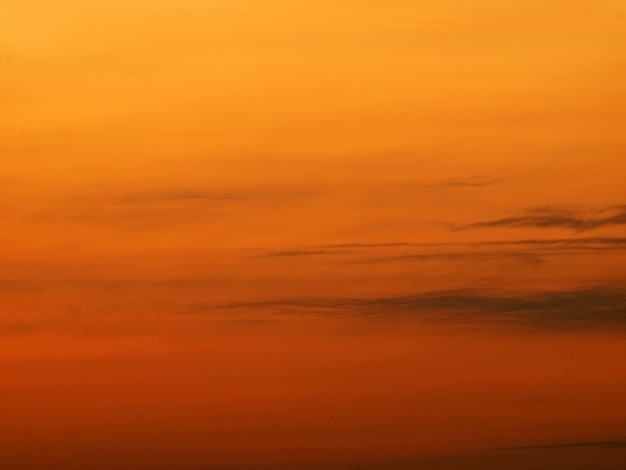 Foto céu laranja