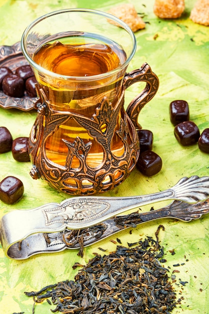 Chá árabe tradicional