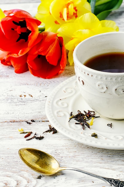 Chá e flores