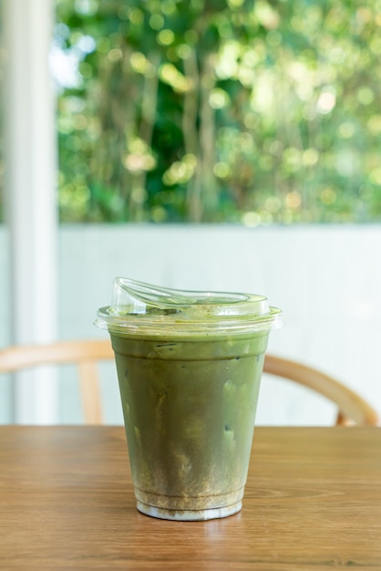 Chá verde matcha e hojicha em xícara take away