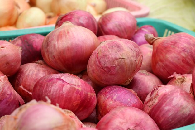 Chalotes en el mercado