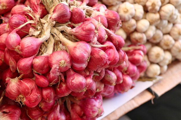 Chalotes en el mercado