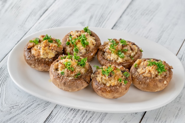 Champiñones rellenos con queso crema