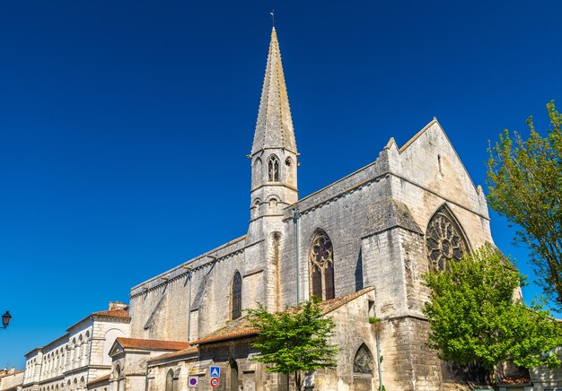 Chapelle des Cordeliers, una capilla en Angouleme - Francia, Charente