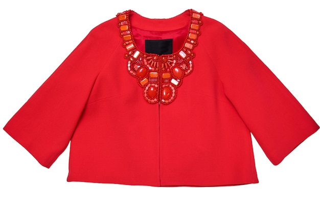 Chaqueta de mujer roja con piedras cosidas como decoración