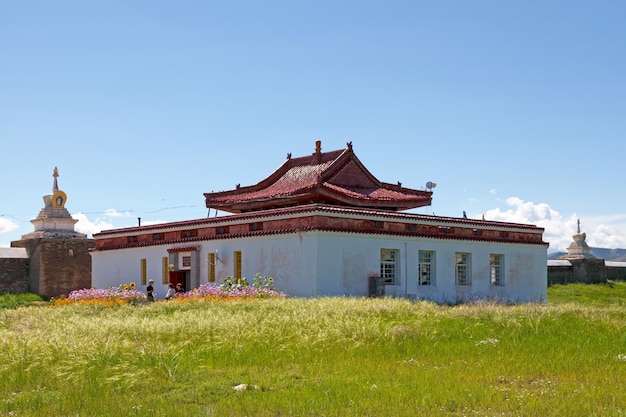 Charchorin, Mongolei, 3. August 2018 Gebäude in der Nähe des Haupteingangs des Klosters Erdene Zuu