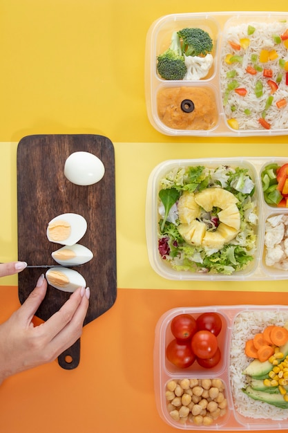 Foto chargenkocharrangement mit draufsicht und gesundem essen