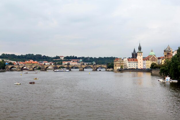 Charles bridge praga república tcheca