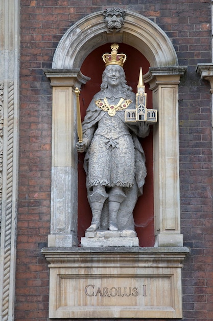 Charles I estátua em Worcester Guildhall na Inglaterra, Reino Unido
