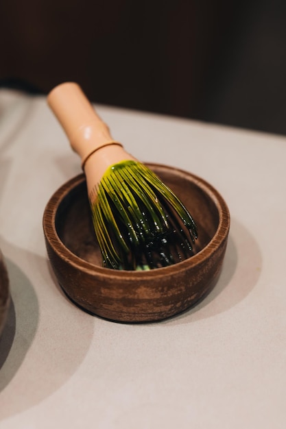 Chasen o Bamboo batidor una herramienta para mezclar polvo de té verde matcha
