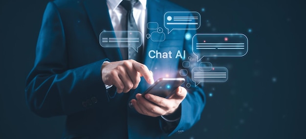 Chat-Bot Chat mit KI- oder Künstlicher Intelligenz-Technologie Frau chatzt mit einem Laptop