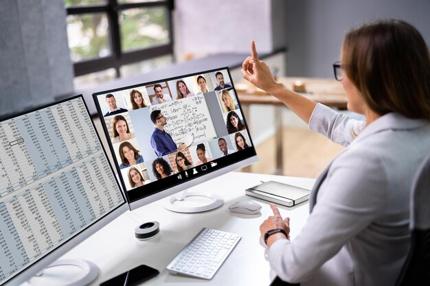 Chat Virtual de Capacitación Empresarial Empresarial