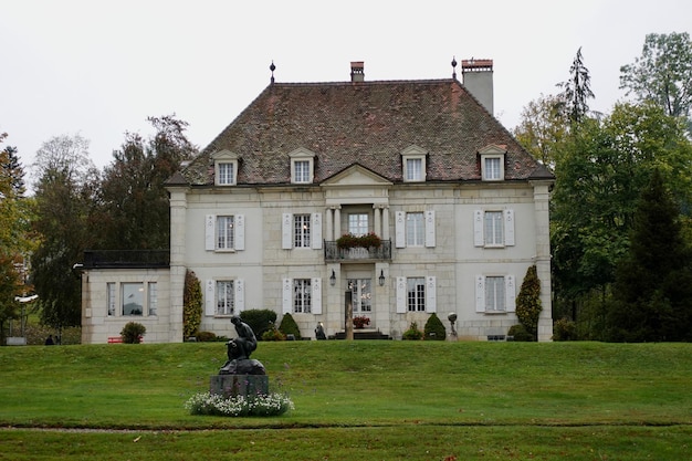 Foto chateau des monts em le locle, suíça