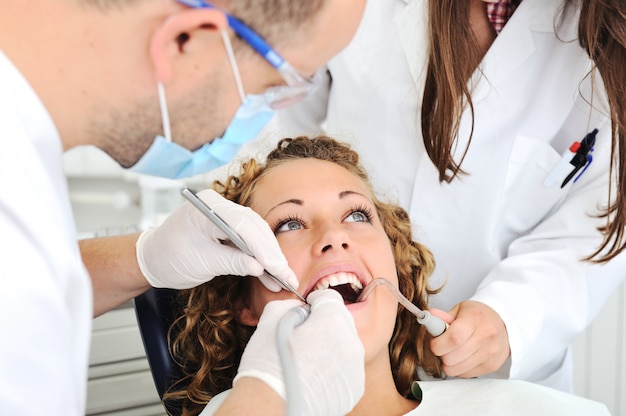 Checkup de dentes do dentista, série de fotos relacionadas