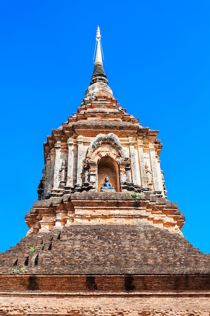 Chedi no templo wat lok molee em chiang mai, tailândia