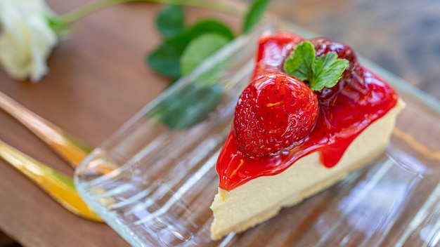 Cheesecake de morango gostoso