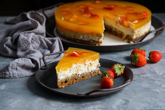 Cheesecake de ricota saborosa com bagas