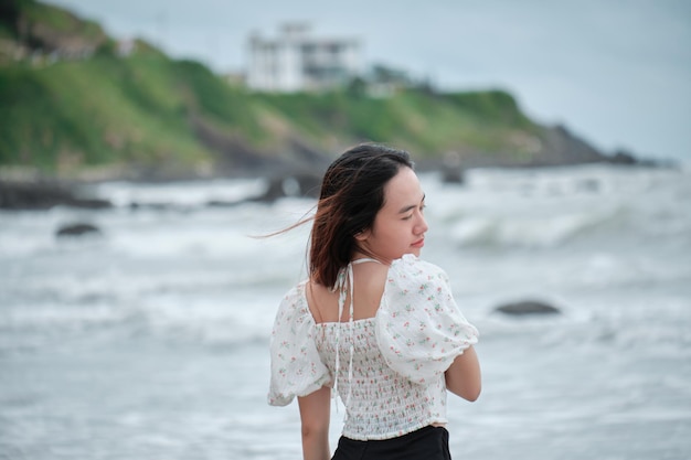 chica en la playa