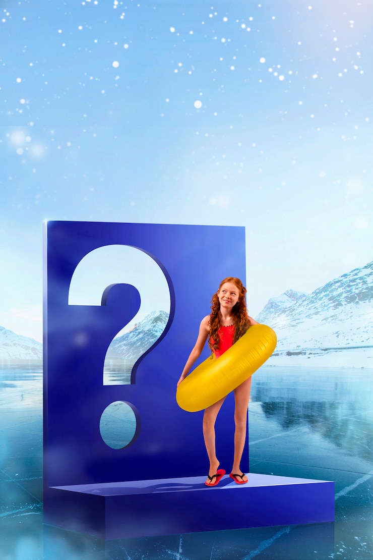 Foto chica de tiro completo en el lago con signo de interrogación