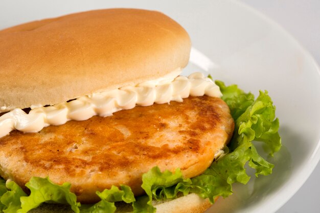 Chicken Burger Salat.