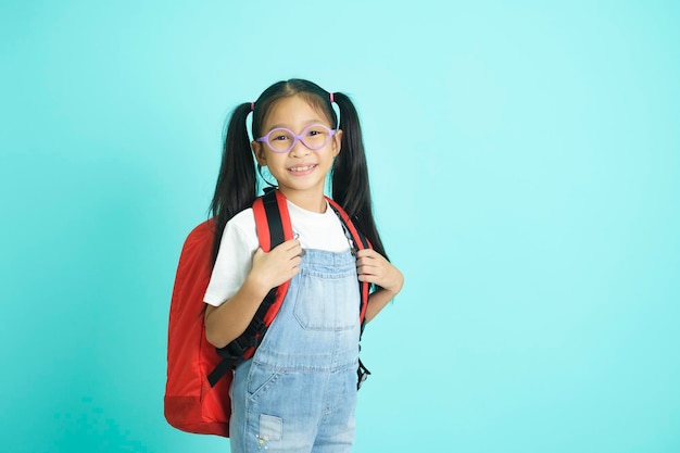 Chico estudiantes chica yendo a la escuela me gusta la escuela