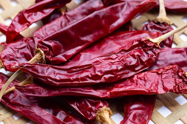 Chiles secos rojos picantes