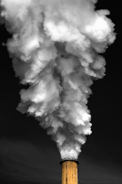 La chimenea y el humo
