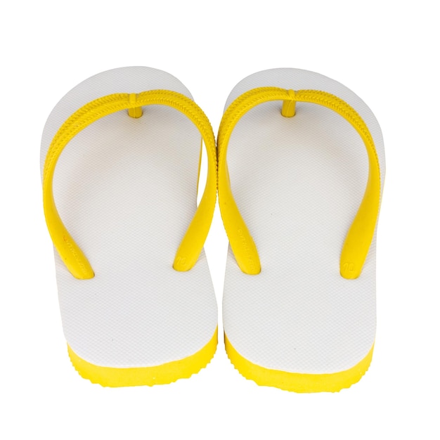 Chinelos de sandálias cor amarelo isolado no fundo branco