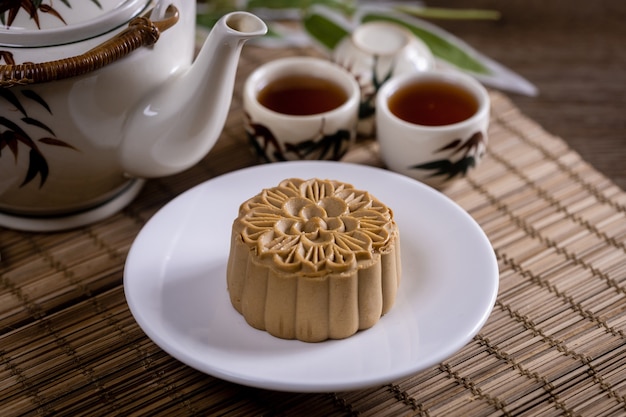 Chinesisches berühmtes Essen - Mooncakes, chinesisches Gebäck, das traditionell während des Mittherbstfestes gegessen wird