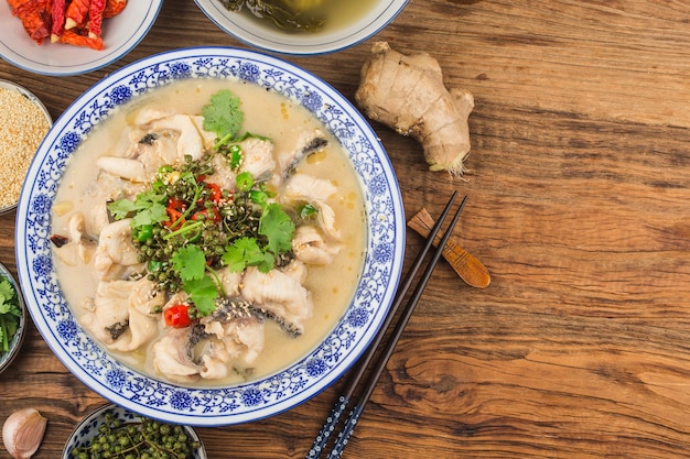 Chinesisches Essen: Köstlicher eingelegter Fisch