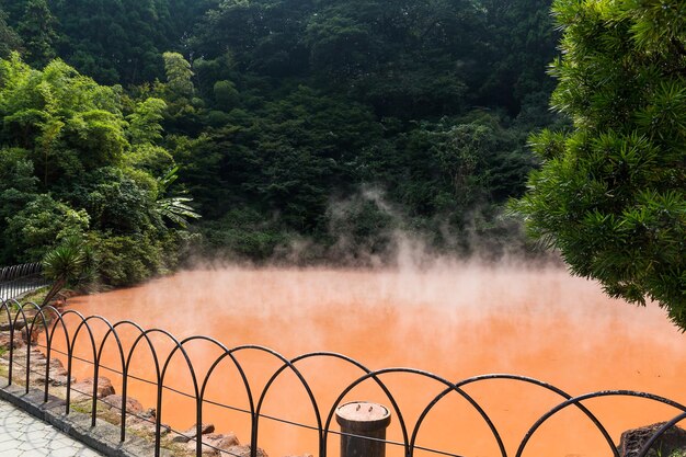 Chinoike Jigoku in der Stadt Beppu