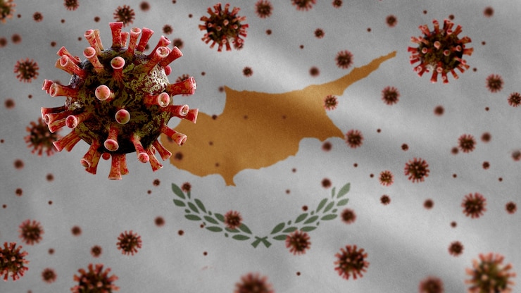Foto chipriota ondeando la bandera y el virus del microscopio coronavirus
