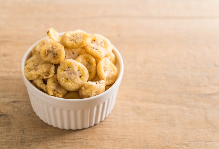 Foto chips de banana crocante