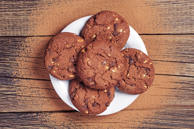 Foto chips de galleta de chocolate en la mesa