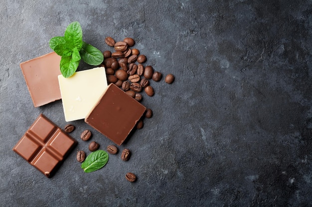 Chocolate e grãos de café
