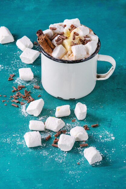 Chocolate quente com marshmallow