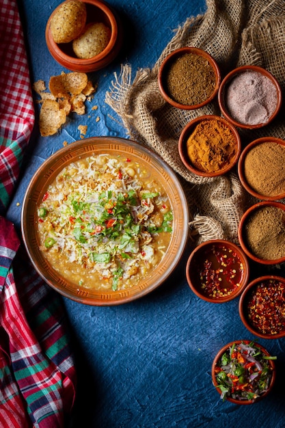 Chotpoti Ein köstlicher bengalischer Snack