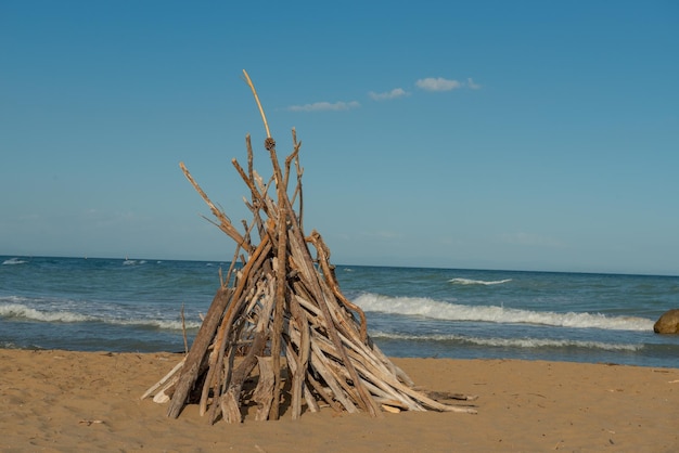 Choza junto al mar