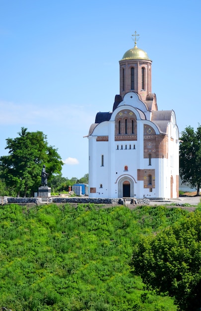 Christliche Kirche an einem sonnigen Tag